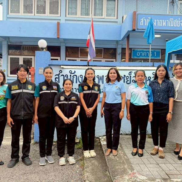 ปศุสัตว์จังหวัดตรัง ร่วมกิจกรรม “จำหน่ายเนื้อสุกร 2 กิโล 100”